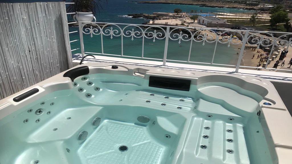 فندق Miramare مونوبولي المظهر الخارجي الصورة